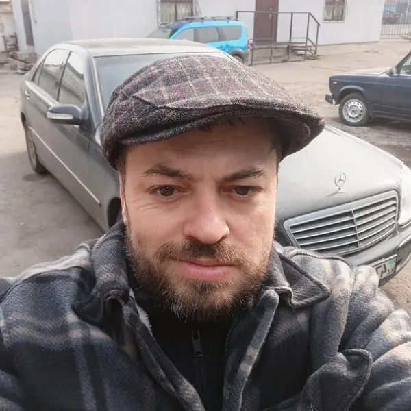 Виктор